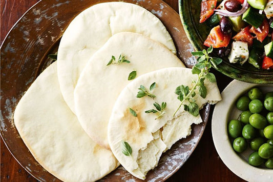 How to Eat Pita Bread: Tips and Delicious Recipes